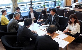 ブルーインパルス飛ぶな (2).jpg