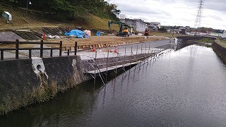 滝川遊歩道.jpg