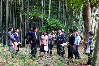 高畑裁判所跡地視察 (2).jpg